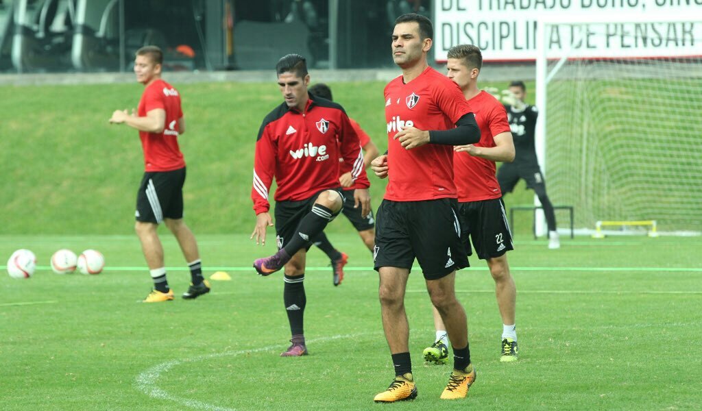 Rafa Márquez regresa a entrenar con Atlas