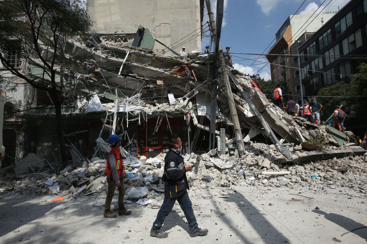 Hasta el momento van 30 muertos en la Ciudad de México.
