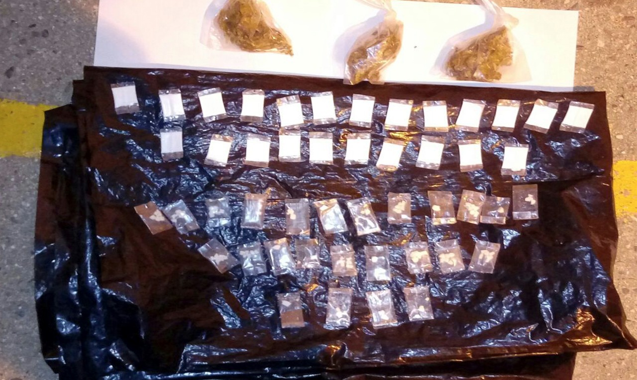 Durante el operativo se incautaron armas, drogas, televisores y otros objetos prohibidos.