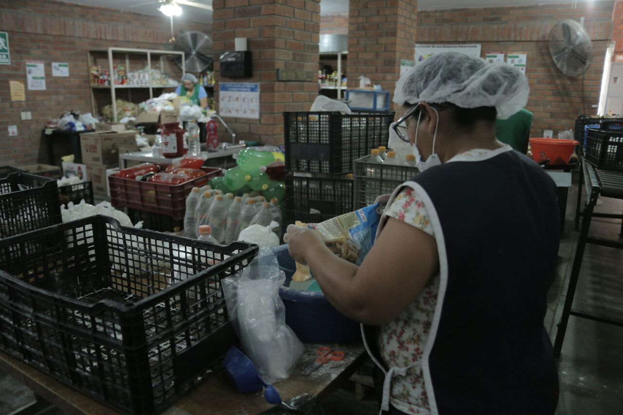 Banco de Alimentos de Cáritas en Torreón.
