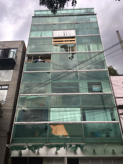 El edificio localizado en Monterrey y Zacatecas. 