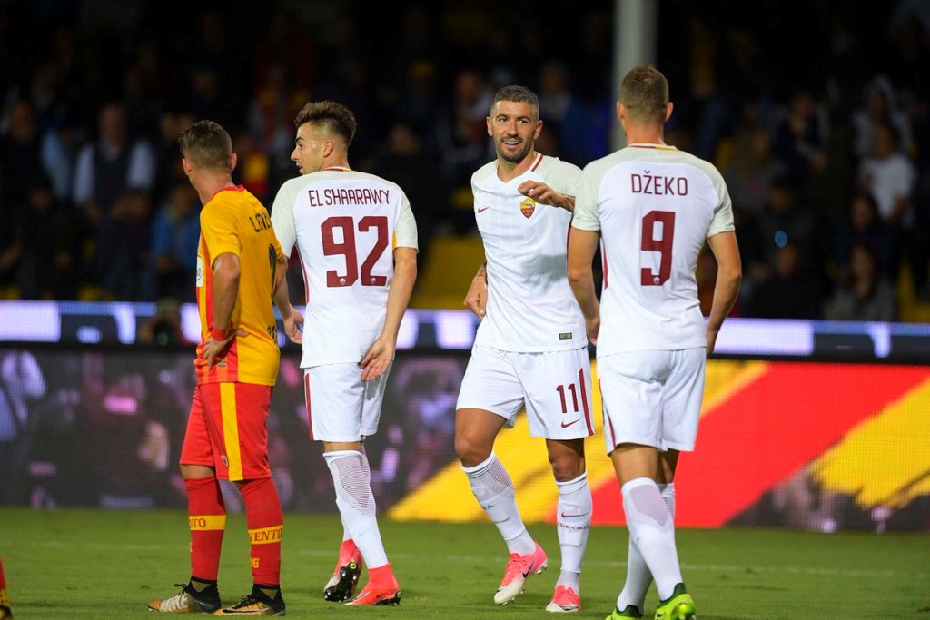 Héctor Moreno no jugó en victoria de la Roma