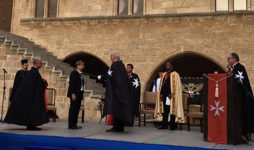 Roemer fue distinguido en una ceremonia realizada en el Palacio del Gran Maestre de los Caballeros de Rodas.