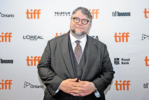 El director mexicano mostró su pesar.  