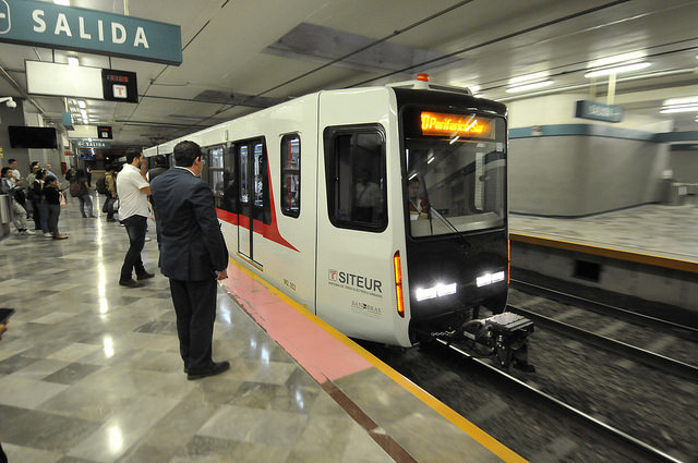 Los nuevos trenes ya brindan servicio en la línea 1