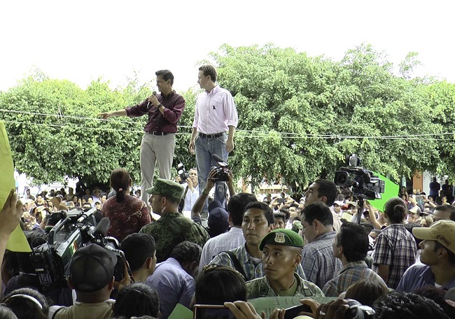 El presidente Enrique Peña Nieto y el gobernador de Chiapas, Manuel Velasco.