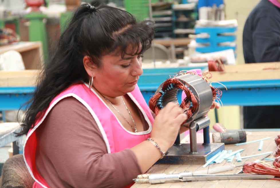 Aunque pocas, las empresas mexicanas ya empiezan a integrarse a la cadena de producción automotriz, como Industrias Mecánico Impresas (Imesa) producto