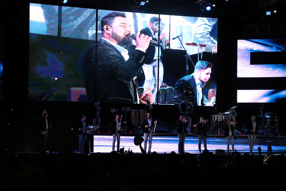La Banda MS son favoritos en los bailes de La Laguna. 