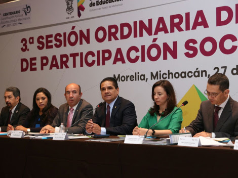 El gobernador de Michoacán, Silvano Aureoles presidió la Tercera Sesión Ordinaria del Consejo Estatal de Participación Social en la Educación.