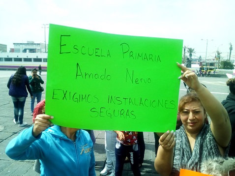 Padres de Nezahualcóyotl preocupados por la seguridad de las escuelas. 
