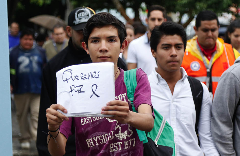 Estudiante manifestándose