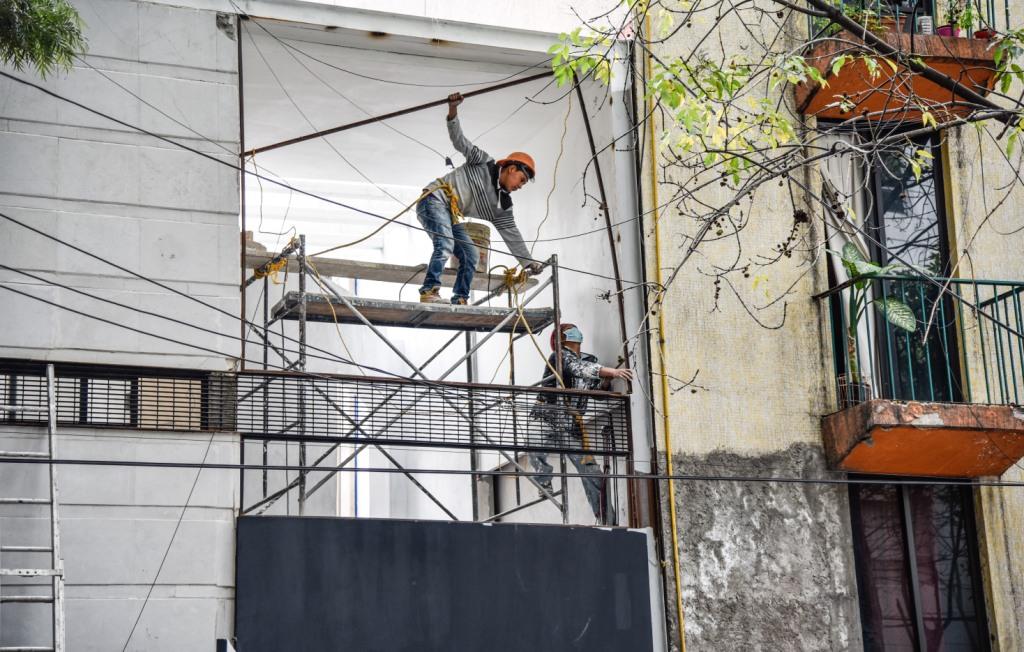 Inmuebles como el Walmart de Villacoapa tuvieron restricción total.