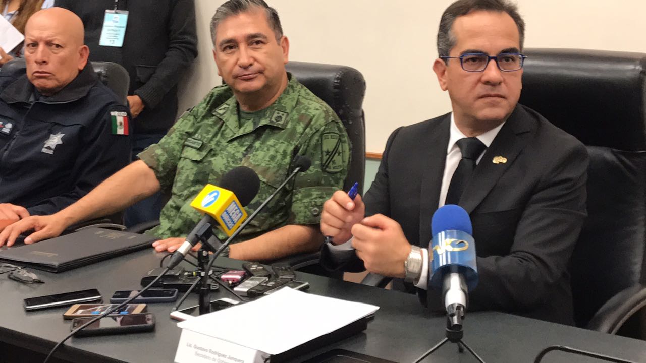 Se investigan varias centrales de gasolina. 