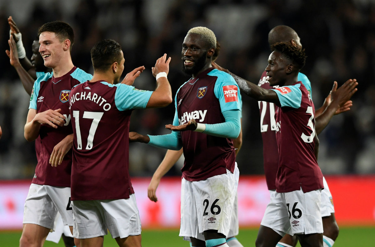 West Ham United festejando un gol ante el Tottenham 