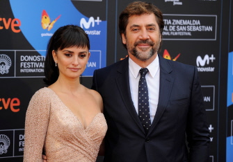 Es la primera producción en la que Penélope Cruz y Javier Bardem actúan como pareja.