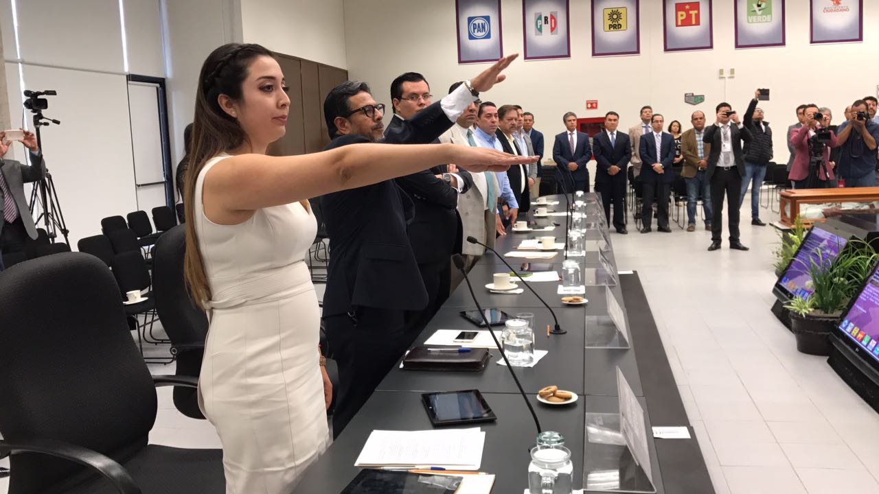 Toman protestas los 3 nuevos consejeros del IEEG
