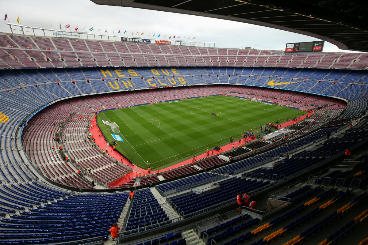Vista del Camp Nou durante el partido del Barcelona y Las Palmas