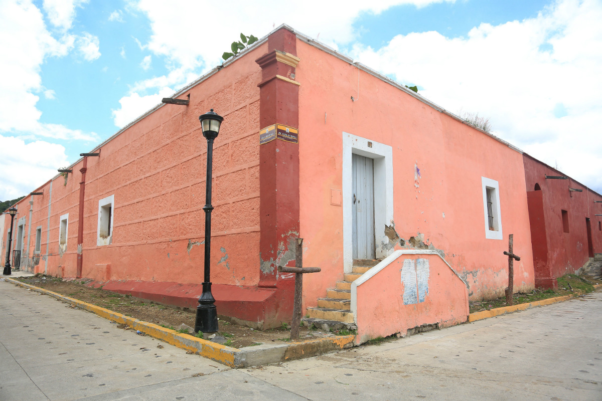 La calle Cuilotepec y Libertad, en el municipio de Tochimilco, antes del sismo.