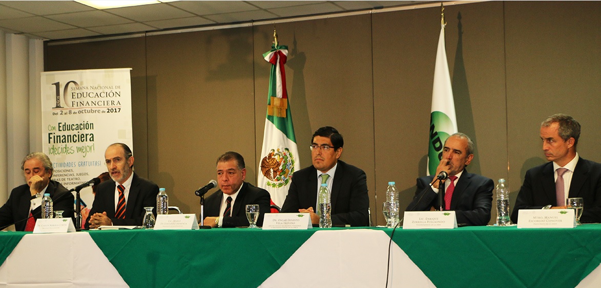Durante la presentación de la Semana Nacional de Educación Financiera.