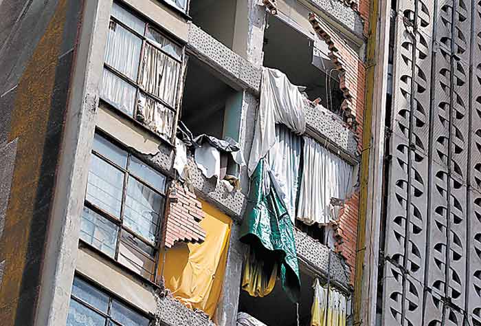 El inmueble sufrió graves daños tras el sismo de magnitud 7.1