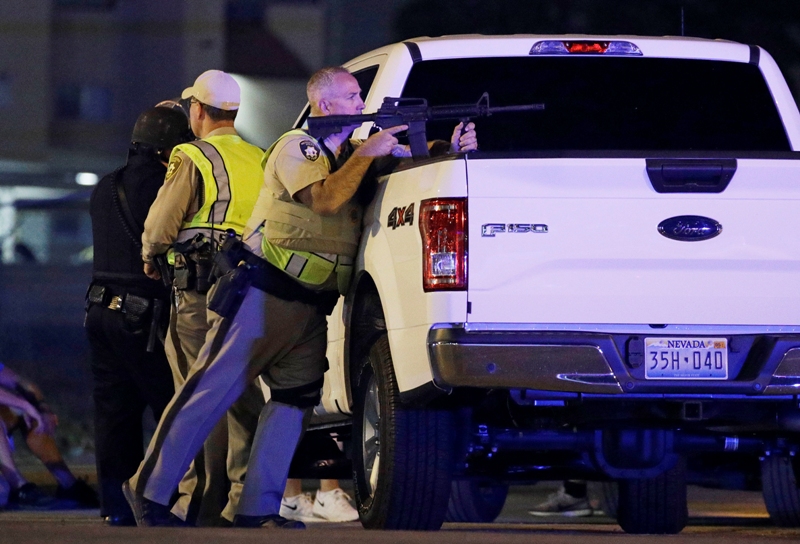 La Policía Metropolitana de Las Vegas informó que el presunto autor del tiroteo fue abatido posteriormente por los agentes en un hotel cercano desde e