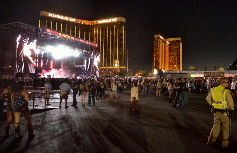 El sujeto fue encontrado muerto luego de disparar desde el piso 32 del Mandalay Bay Hotel and Casino