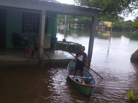 Protección civil dijo que hay reportes de  inundaciones en la zona de Los Tuxtla, en municipios de Santiago Tuxtla, San Andrés Tuxtla, Catemaco, Salta