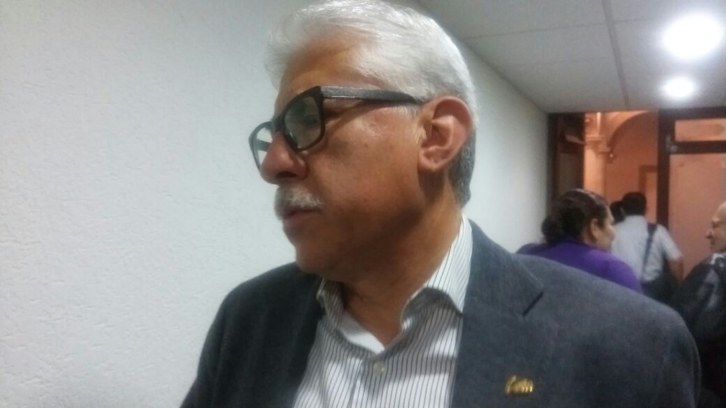 Síndico Luis Ernesto Ayala. 