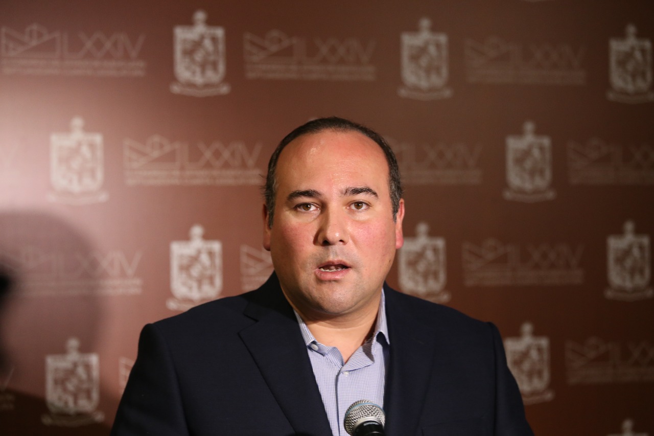 Coordinador de la bancada del PAN, Arturo Salinas Garza. 