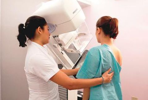 Cirugías permiten mejorar la calidad de vida de las pacientes 
