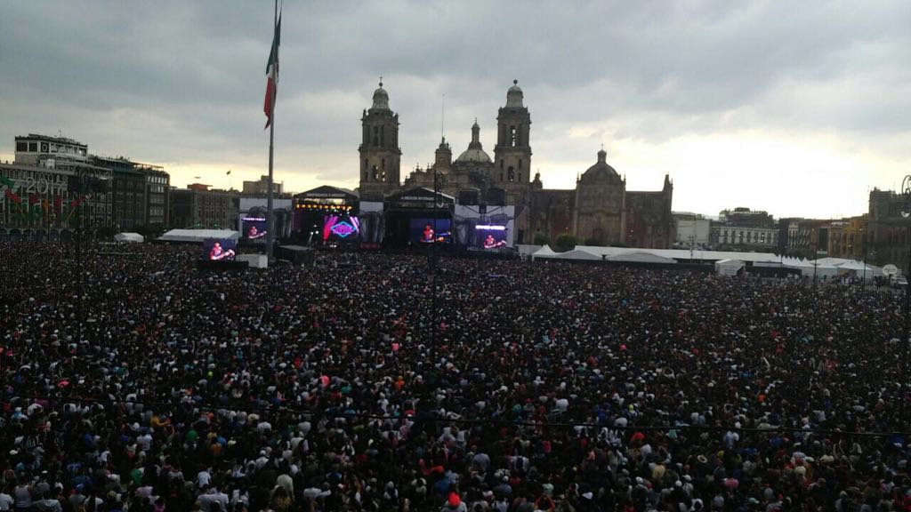 Inicia el concierto Estamos Unidos Mexicanos.