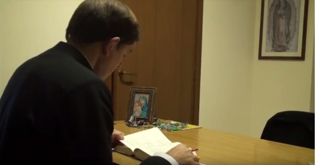 Desde 2014, Turrión era el rector del Pontificio Colegio Internacional Maria Mater Eclesiae de la orden religiosa de los Legionarios de Cristo, a la q