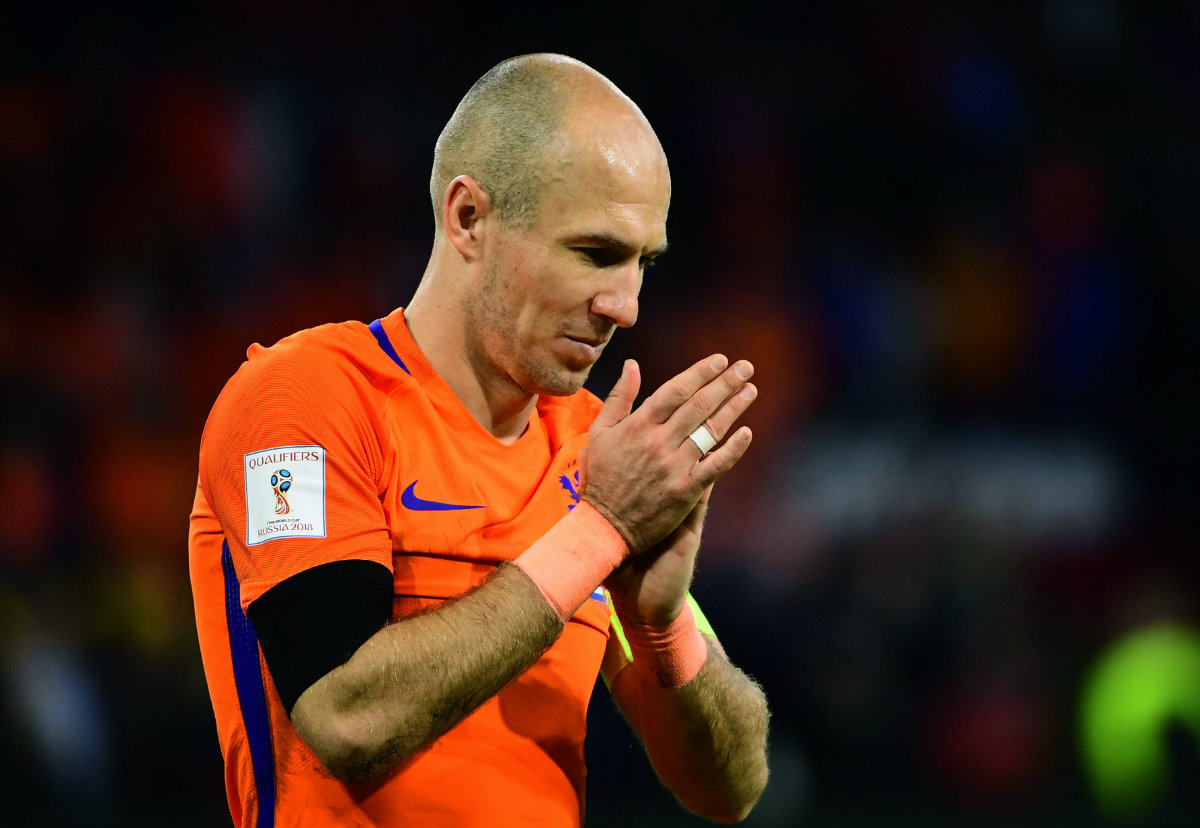 Arjen Robben se retira de la selección de Holanda