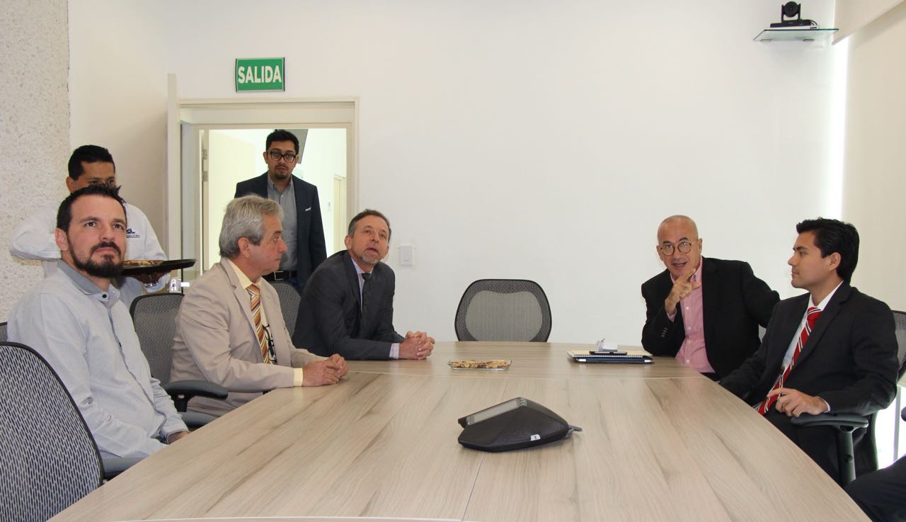 Reunión con el presidente del CCE León Gustavo Guraieb Ranth y presidente de la Junta de Gobierno Éctor Jaime Ramírez Barba