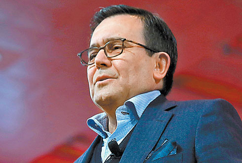 El secretario de Economía. 