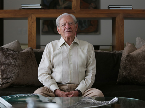 El emprendedor y político, Genaro Leal Martínez.