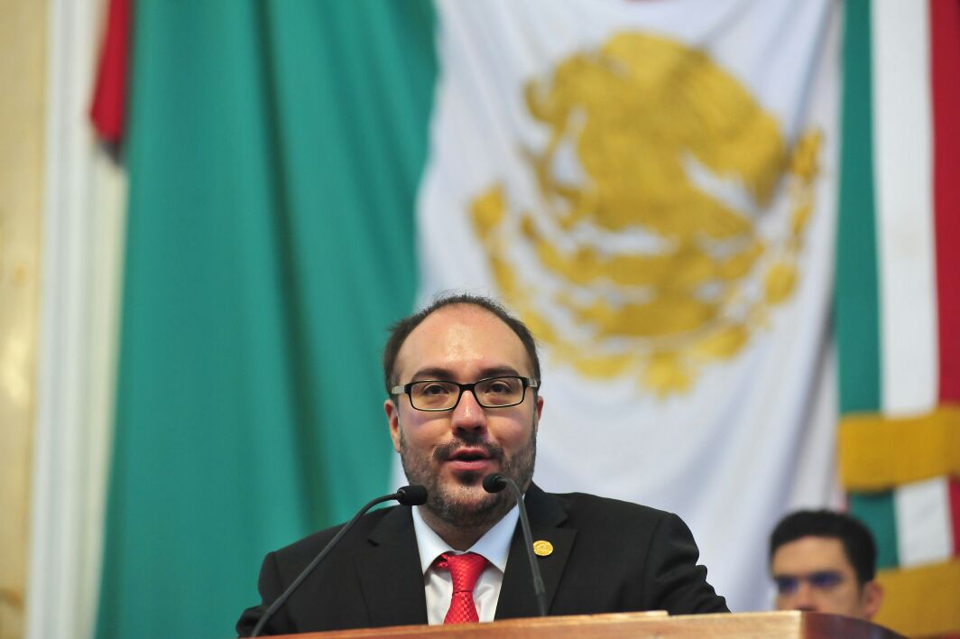 Dijo que lo que realizaron no debe quedar en el anonimato, porque son historias de heroísmo ciudadano, que merecen ser reconocidas por la Asamblea Leg