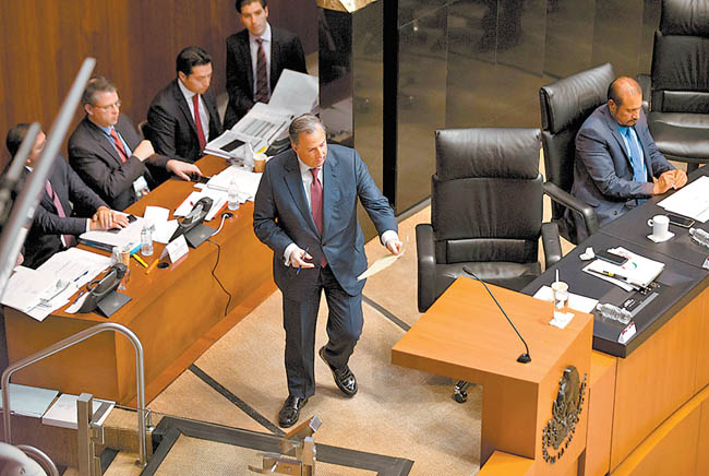 Advirtió que persiste un escenario internacional adverso. 