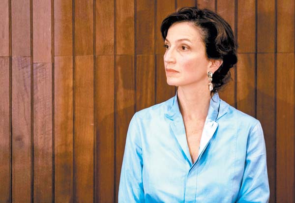La ex secretaria de Cultura de Francia propuso relanzar la organización.