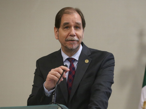 El diputado federal del PRD por Nuevo León y secretario de la Comisión de Relaciones Exteriores, Agustín Basave.