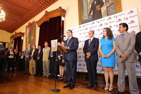 El gobernador de Michoacán, Silvano Aureoles Conejo, anunció 13 cambios en su gabinete. 