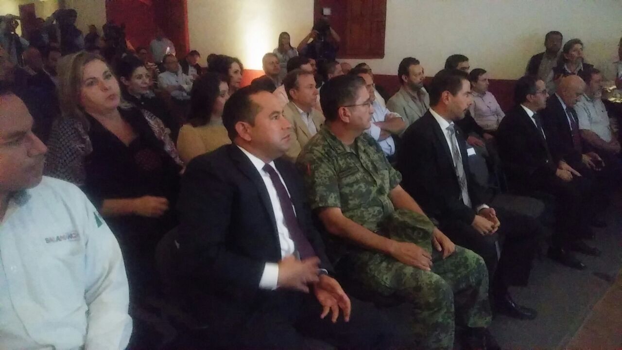 Secretaría de Seguridad Pública del estado en reunión en Salamanca con líderes de opinión