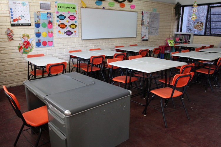 La SEP reportó que el 73 por ciento de planteles de educación básica regresarán a clases mañana.