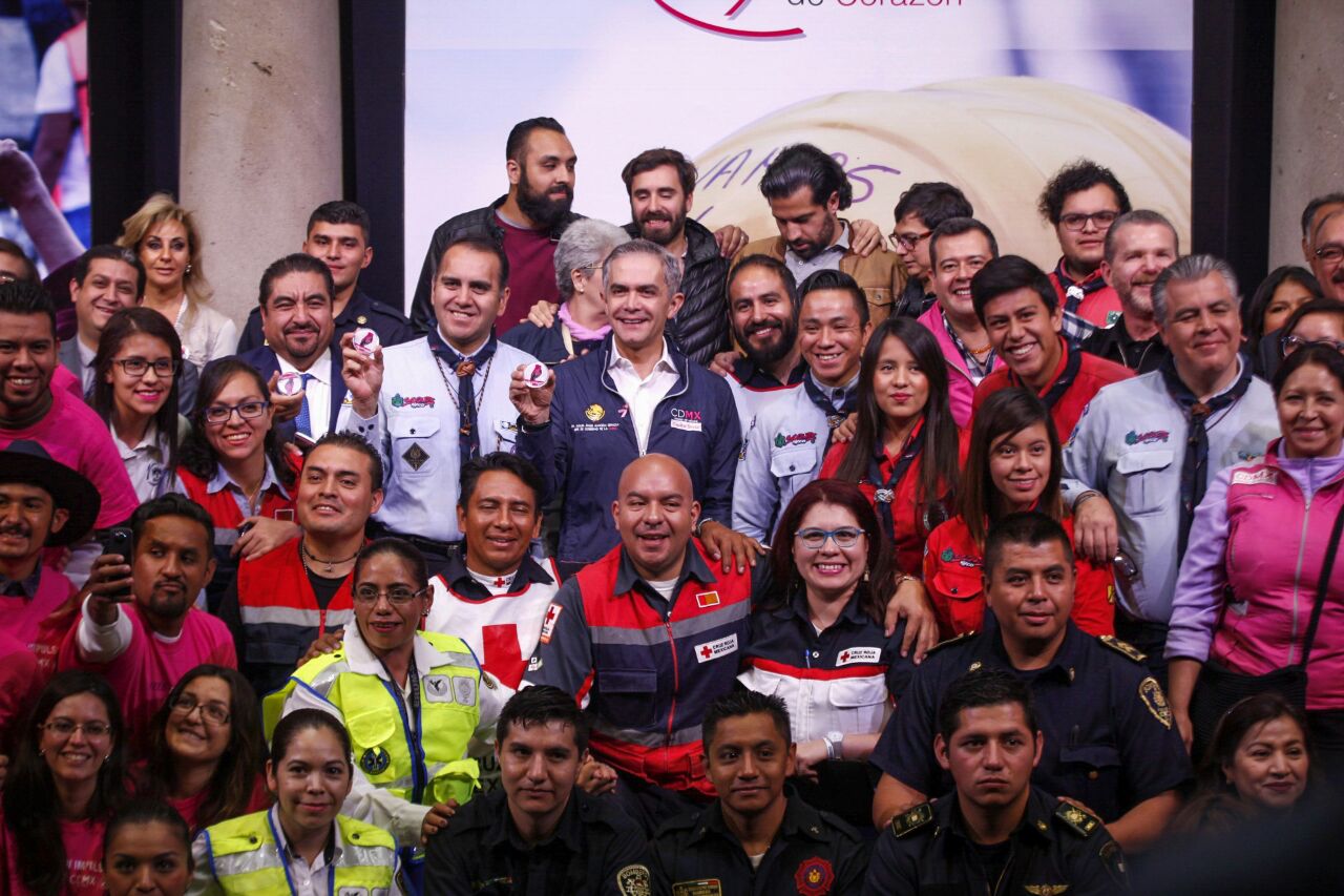 No hay requisitos específicos para el registro en la plataforma "Voluntarios de corazón".