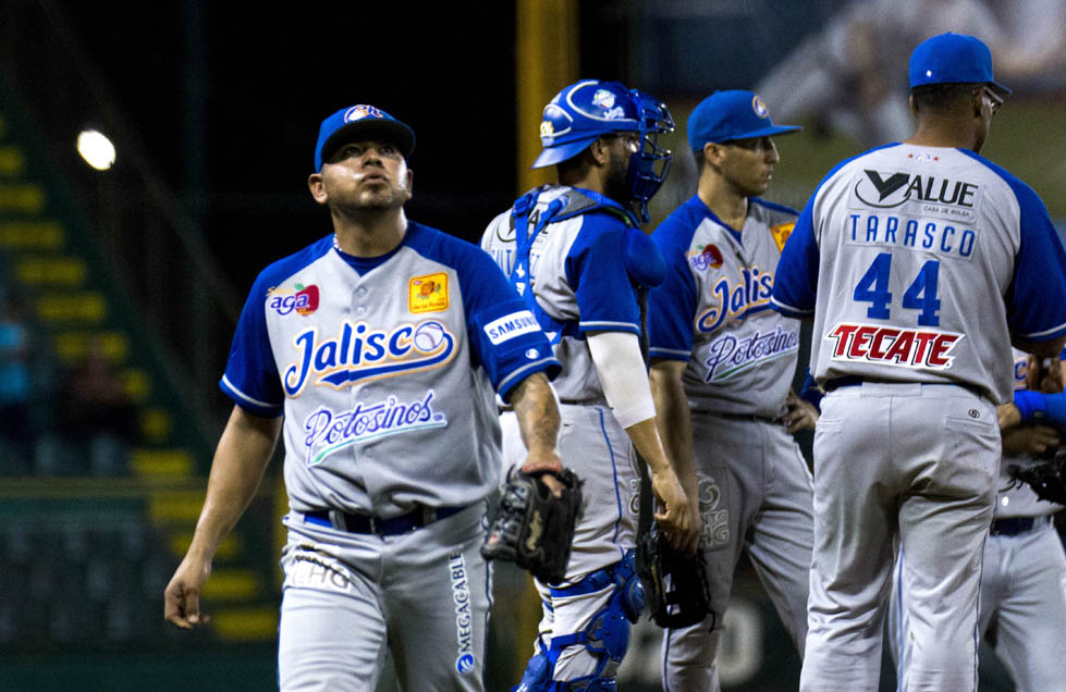 Mochitenses sorprenden a Charros con una paliza de 11-2 en el estadio Emilio Ibarra Almada