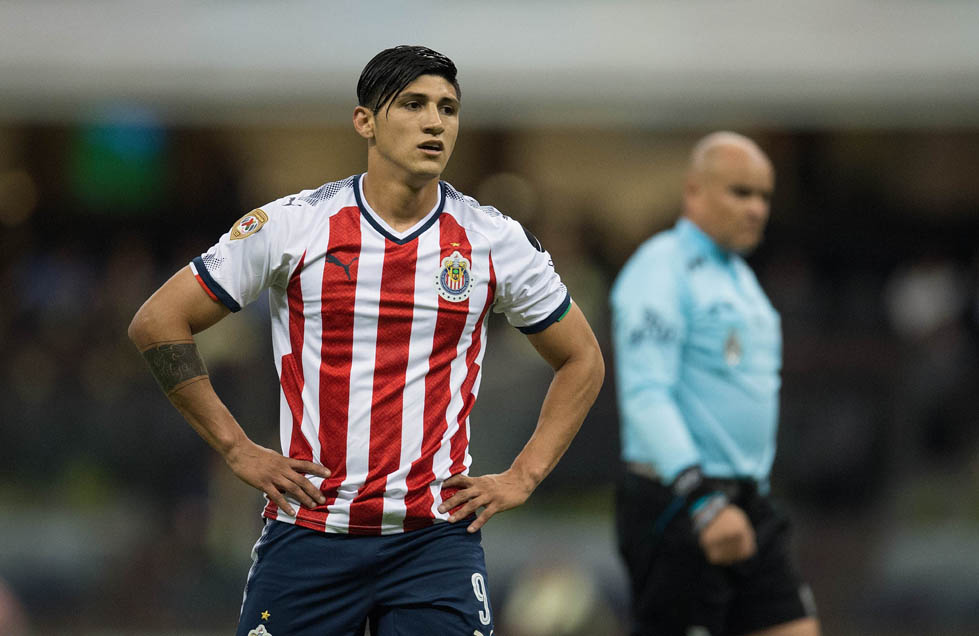 Alan Pulido no estaría con las Chivas para el partido en Veracruz.