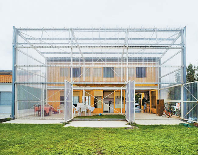 La Casa Latapie, ejemplo arquitectónico de Anne Lacaton y Jean-Philippe Vassal. 