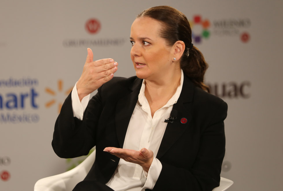Gisela Noble, de Fundación Walmart, destacó el programa Escala de dos años de la compañía, que ha apoyado a 15,000 productores que están en desarrollo