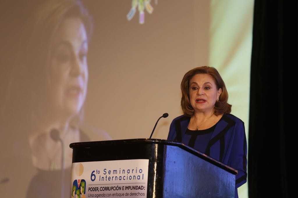 La secretaria de la Función Pública dijo que se impugnará un amparo a Odebrecht.