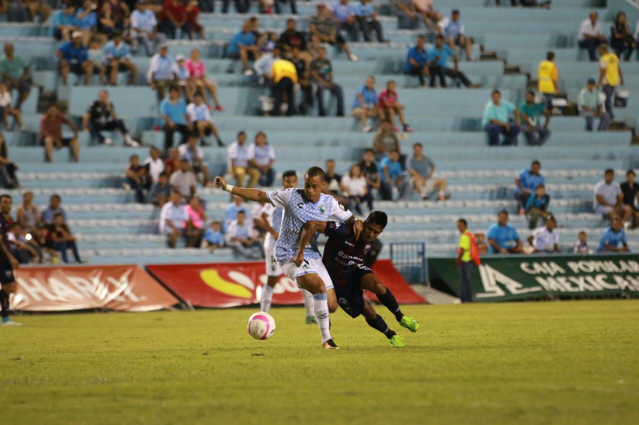La Jaiba Brava triunfa ante el Atlante.